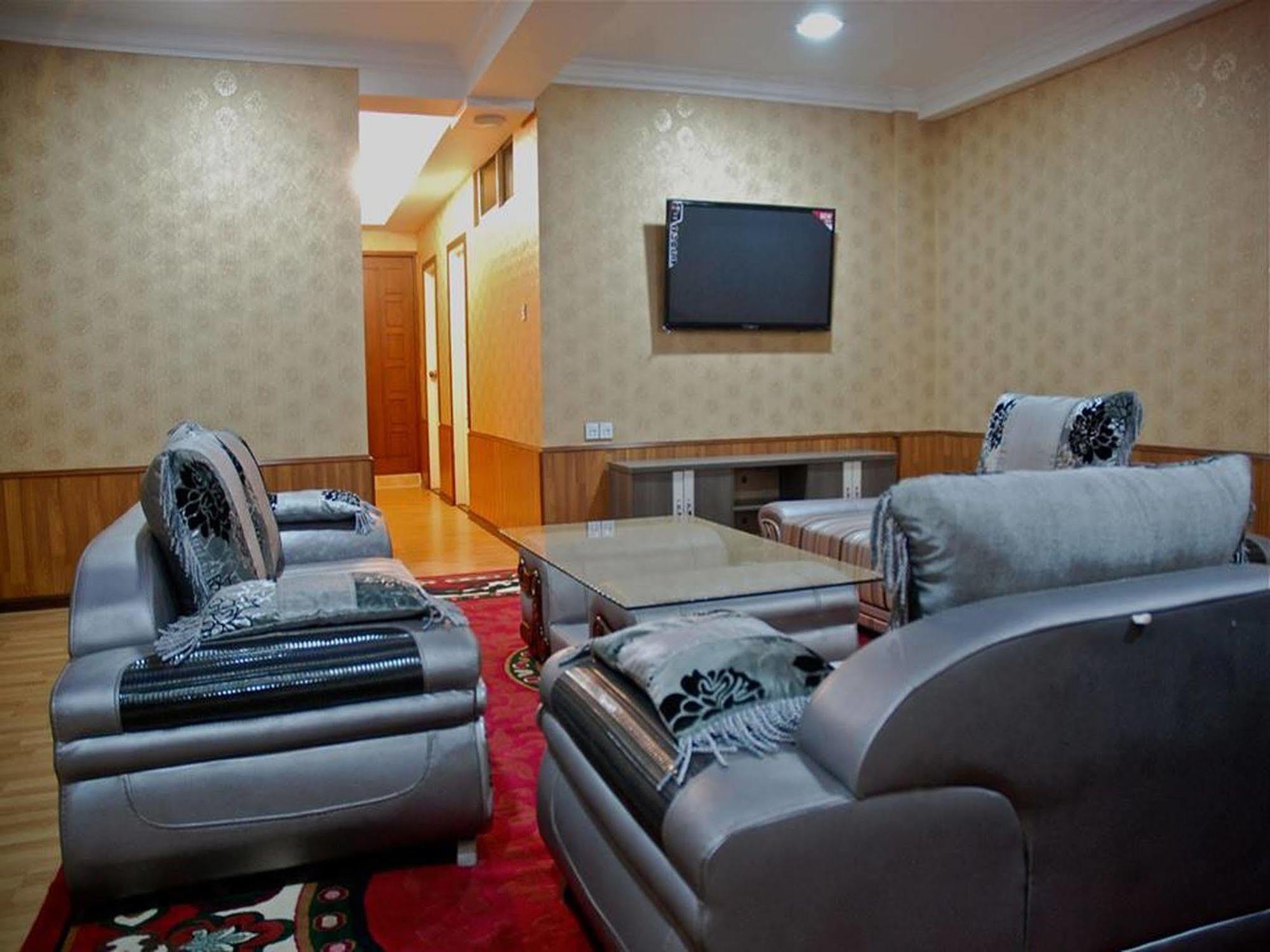 Hotel K Rangun Zewnętrze zdjęcie