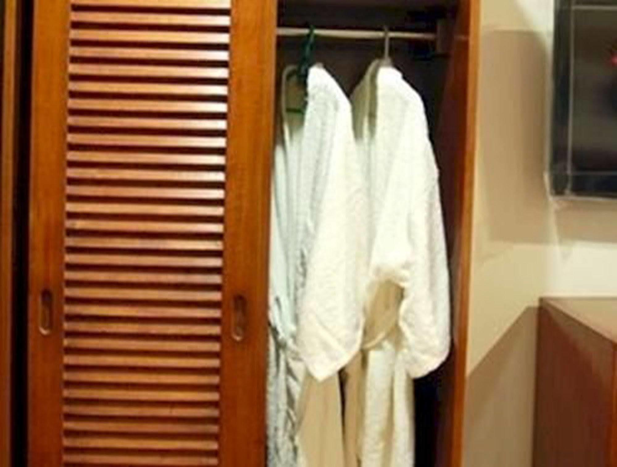 Hotel K Rangun Zewnętrze zdjęcie